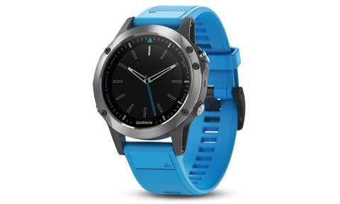 Garmin Quartix 5 Cirrus blue silicon band and charging cable