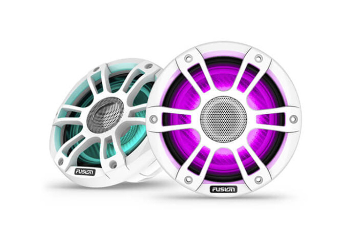 Fusion Signature Series 3i 7.7" 280-watt Coaxial Sports White Marine Speakers w/CRGBW (Pair)